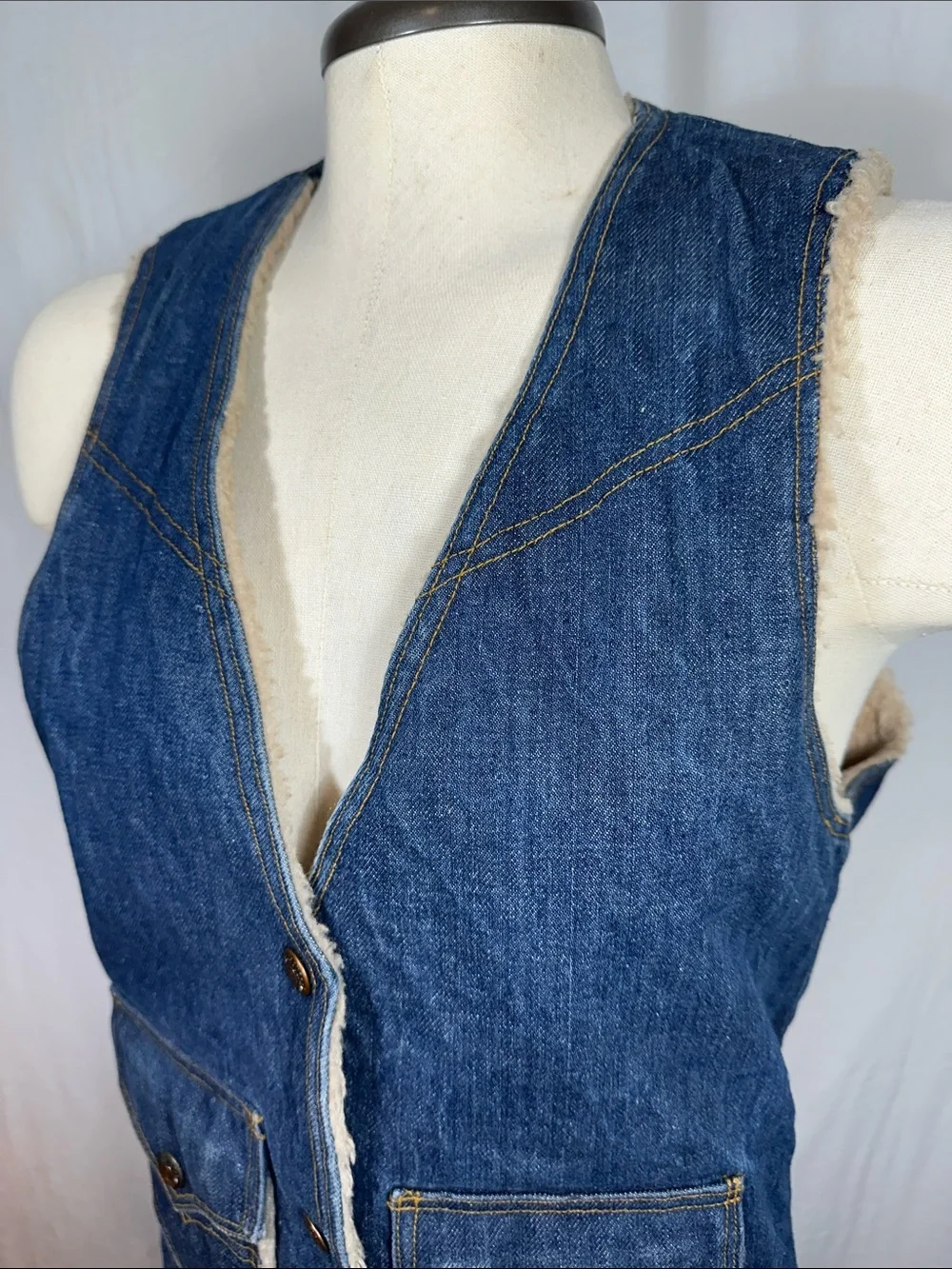 Vintage Levi’s Orange Tab Sherpa Denim Vest Youth Adult Western Workwear